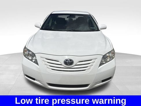 Used 2009 Toyota Camry LE FWD image 9