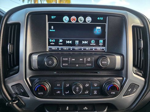 Used 2018 GMC Sierra 1500 SLE w/ SLE Value Package image 16