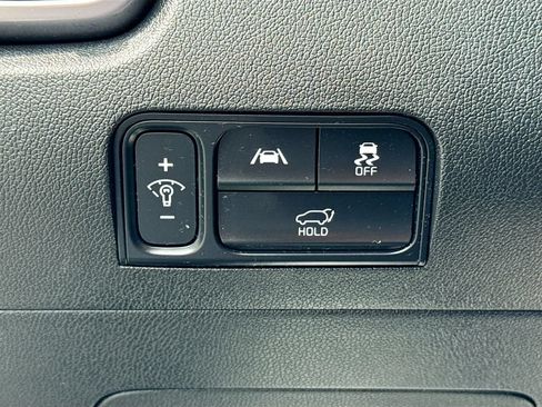 Certified 2023 Kia Sorento EX AWD/4WD image 13