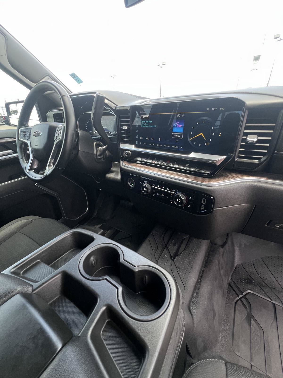Used 2023 Chevrolet Silverado 1500 RST AWD/4WD image 22