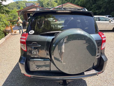 Used 2012 Toyota RAV4 4WD w/ Value Pkg image 4