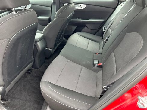 Used 2024 Kia Forte LXS w/ LXS Technology Package FWD image 16