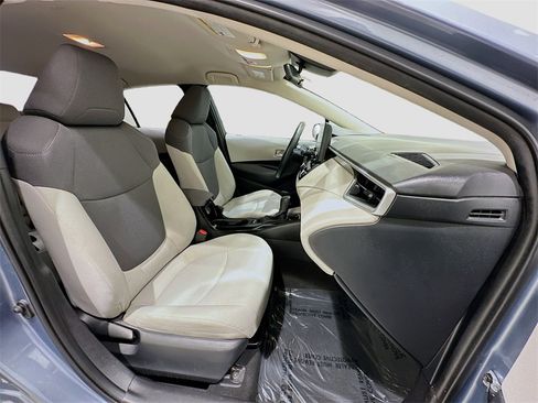 Used 2020 Toyota Corolla L image 27