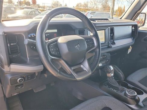Used 2022 Ford Bronco Big Bend w/ Sasquatch Package image 12