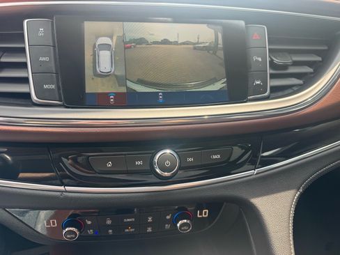 Used 2019 Buick Enclave Avenir w/ Avenir Technology Package AWD/4WD image 22