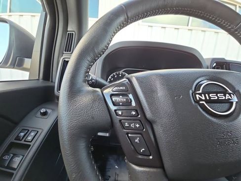 Certified 2026 Nissan Frontier SV w/ SV Convenience Package AWD/4WD image 11