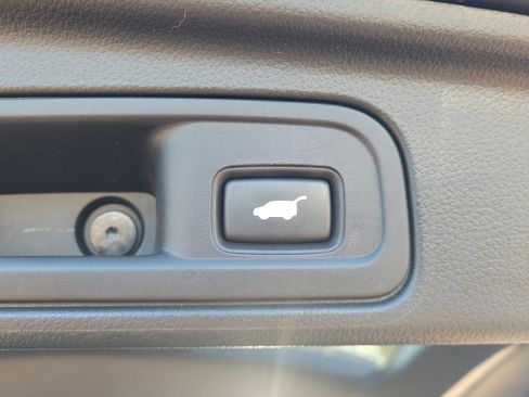 Used 2022 Hyundai Kona SE image 10