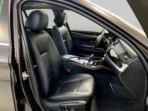 Used 2014 BMW 528i xDrive Sedan AWD/4WD image 8