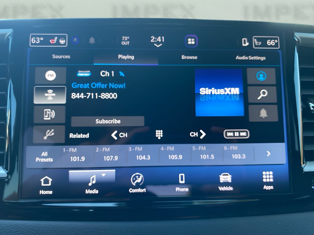 Used 2026 Chrysler Pacifica Select FWD image 29