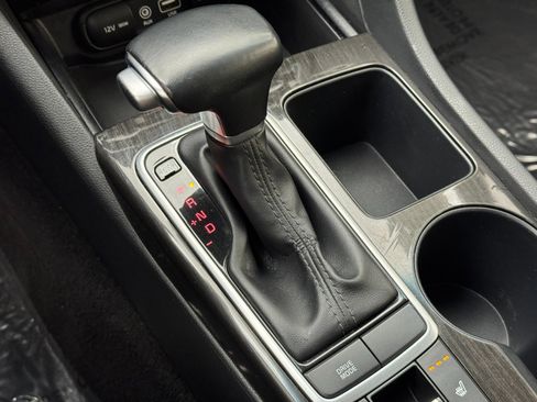 Used 2019 Kia Optima EX image 29