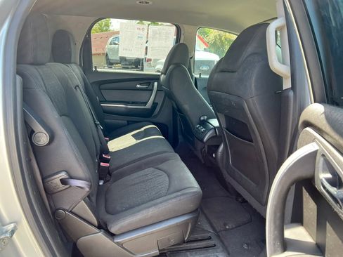Used 2012 GMC Acadia SL w/ Preferred Package FWD image 21