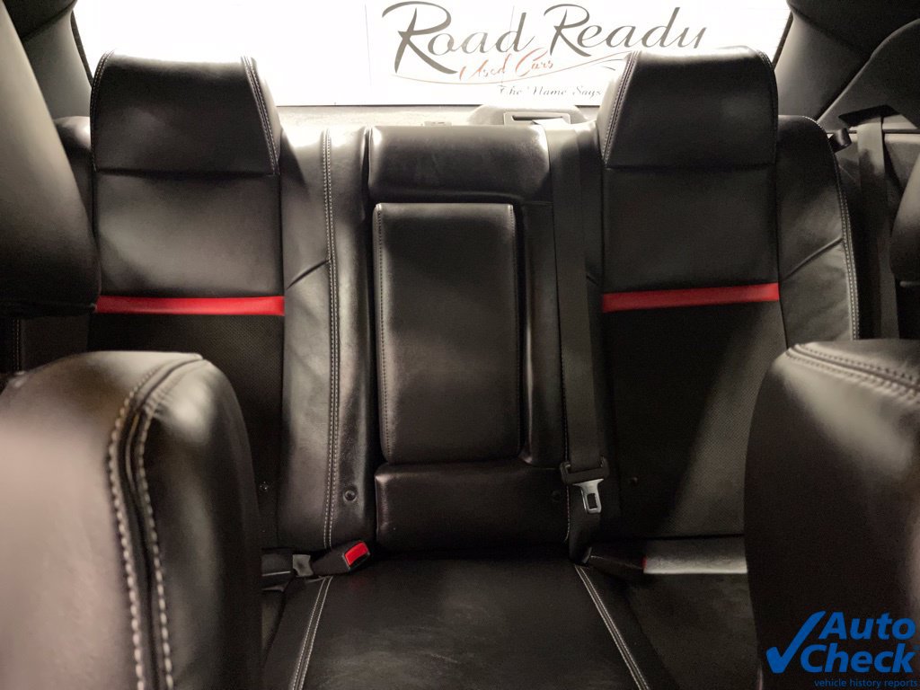 Used 2014 Dodge Challenger SRT8 RWD image 19