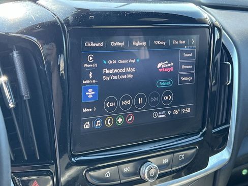 Used 2023 Chevrolet Traverse LT AWD/4WD image 26