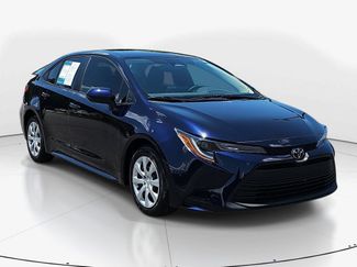 Used 2024 Toyota Corolla LE FWD video 3