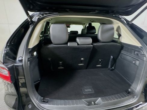 Used 2025 MAZDA CX-90 3.3 Turbo w/ Select Package image 30