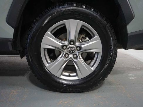 Used 2023 Toyota RAV4 XLE image 9