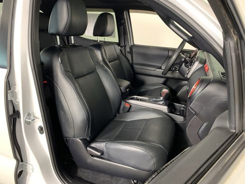 Used 2021 Toyota Tacoma TRD Sport w/ TRD Premium Sport Package image 37