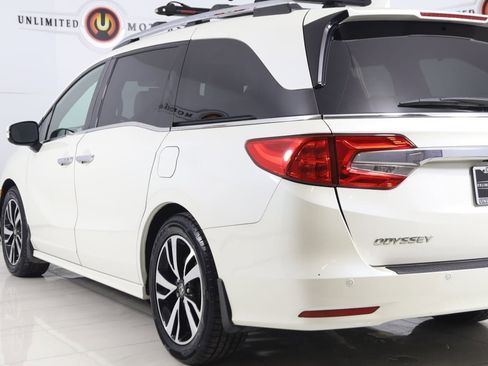 Used 2019 Honda Odyssey Elite image 25