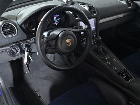 Certified 2024 Porsche 718 Cayman GT4 RS RWD image 4