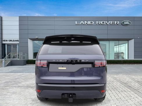 New 2024 Land Rover Discovery Dynamic SE image 4