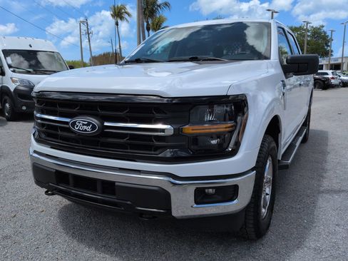 Used 2025 Ford F150 XLT w/ Equipment Group 301A Standard image 9