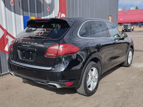 Used 2012 Porsche Cayenne S image 5