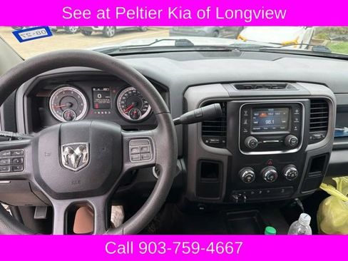 Used 2018 RAM 2500 Tradesman w/ Chrome Appearance Group AWD/4WD image 3