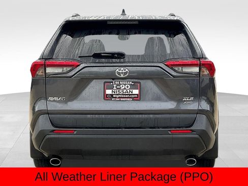 Used 2019 Toyota RAV4 XLE image 4