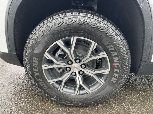 New 2026 GMC Acadia AT4 w/ Super Cruise Package AWD/4WD image 67