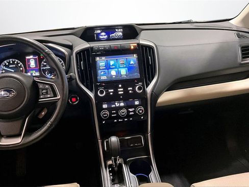 Used 2022 Subaru Ascent Limited image 9