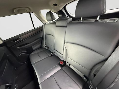 Used 2019 Subaru Outback 2.5i Limited AWD/4WD image 15