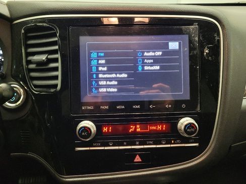 Used 2020 Mitsubishi Outlander GT image 25