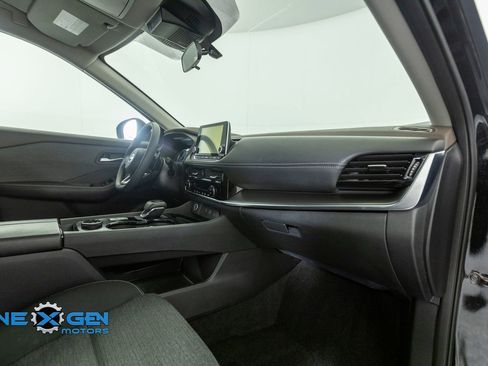 Used 2022 Nissan Rogue SV AWD/4WD image 39