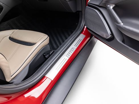 Certified 2022 Ferrari Roma RWD image 51
