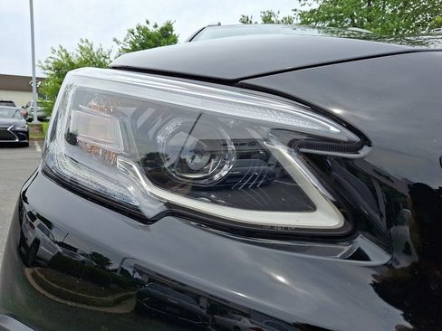 Used 2022 Subaru Outback Touring XT AWD/4WD image 9
