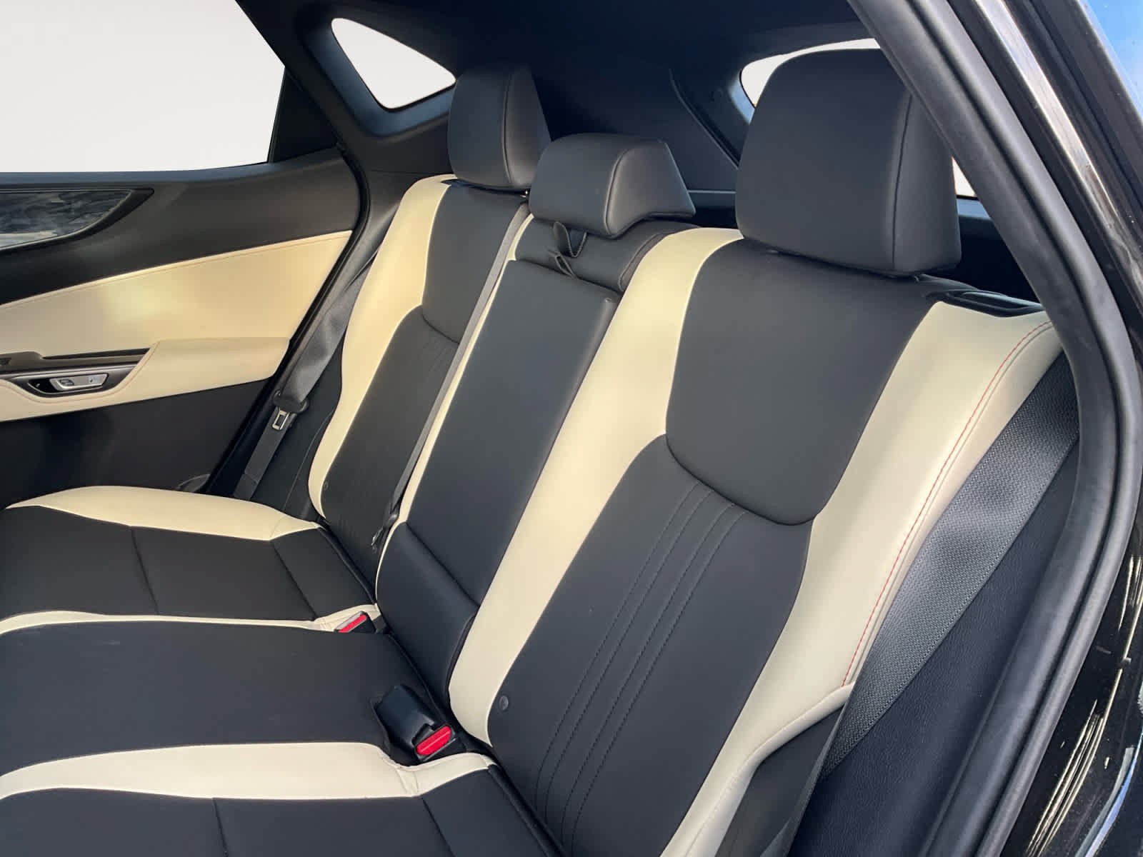 Used 2024 Lexus NX 350 AWD image 11