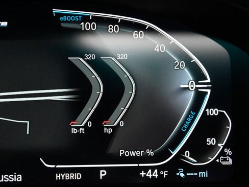 Used 2023 BMW 530e xDrive w/ Premium Package image 75