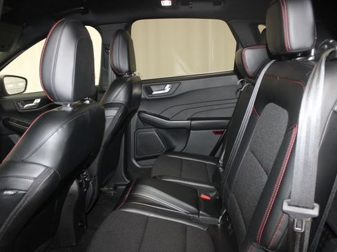 Used 2025 Ford Escape ST-Line FWD image 19