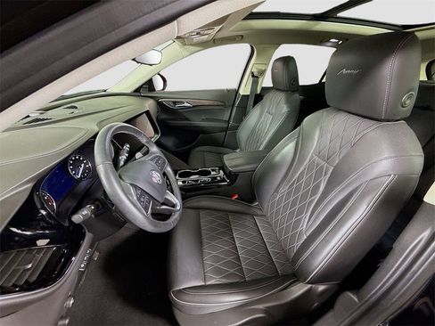 Used 2023 Buick Envision Avenir image 16