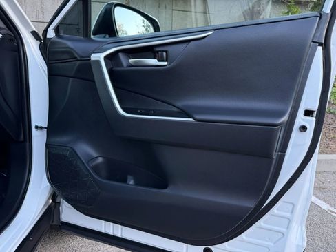 Used 2019 Toyota RAV4 Limited w/ Cold Weather Package image 46