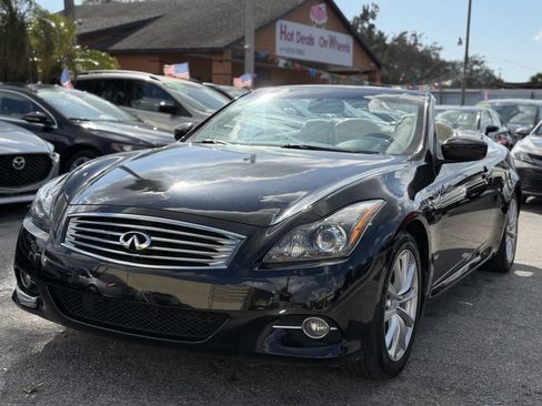 Used 2014 INFINITI Q60 Convertible w/ Premium Package image 3