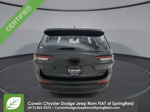 Certified 2025 Jeep Grand Cherokee L Limited w/ Black Appearance Package image 7