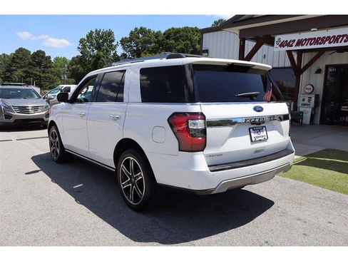 Used 2021 Ford Expedition Limited AWD/4WD image 3