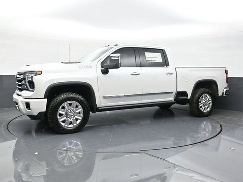 New 2025 Chevrolet Silverado 2500 High Country w/ High Country Premium Package AWD/4WD image 5