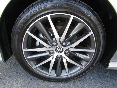 Used 2023 Toyota Camry XLE FWD image 36