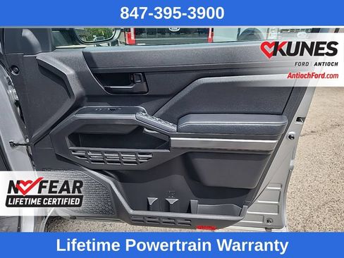 Used 2024 Toyota Tacoma SR5 AWD/4WD image 45