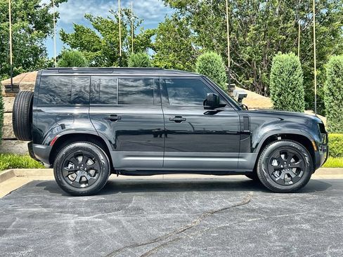 Used 2026 Land Rover Defender 110 S AWD/4WD image 6