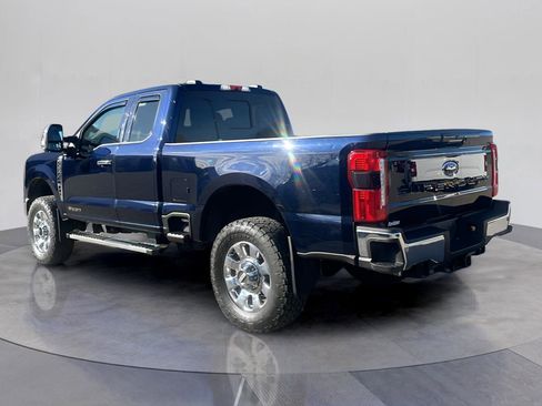 Used 2023 Ford F350 Lariat w/ Chrome Package AWD/4WD image 3