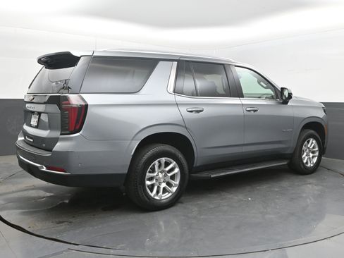 Used 2025 Chevrolet Tahoe LT AWD/4WD image 9