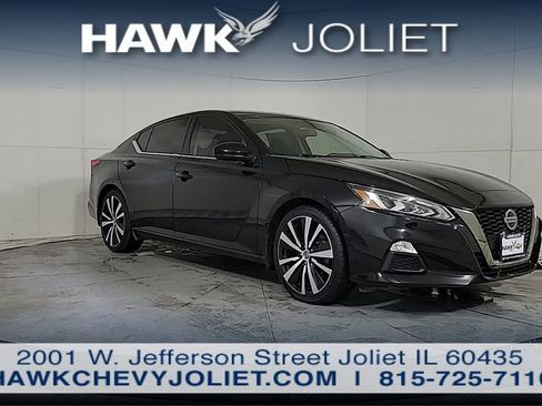 Used 2022 Nissan Altima 2.5 SR image 1